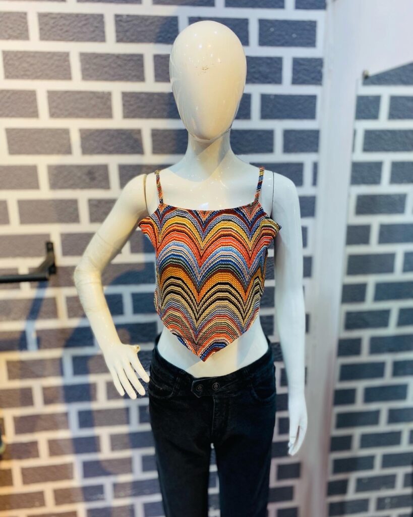 Women Stunning Printed Scarf Top with Backless